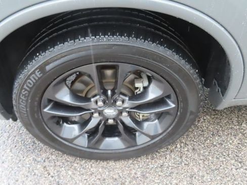 Used 2022 Dodge Durango GT w/ Blacktop Package AWD/4WD image 17