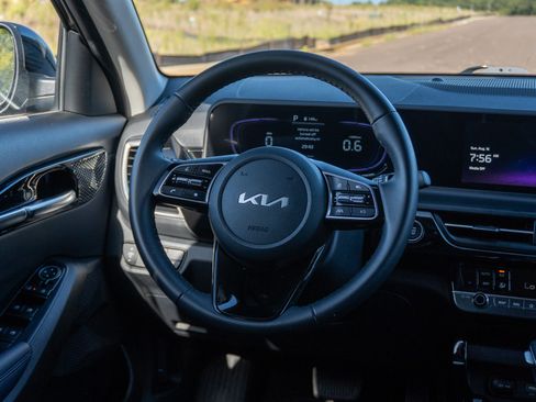 Used 2025 Kia Seltos S AWD/4WD image 20