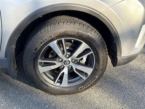 Used 2017 Toyota RAV4 XLE image 7