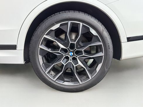 Used 2026 BMW X7 M60i AWD/4WD image 35