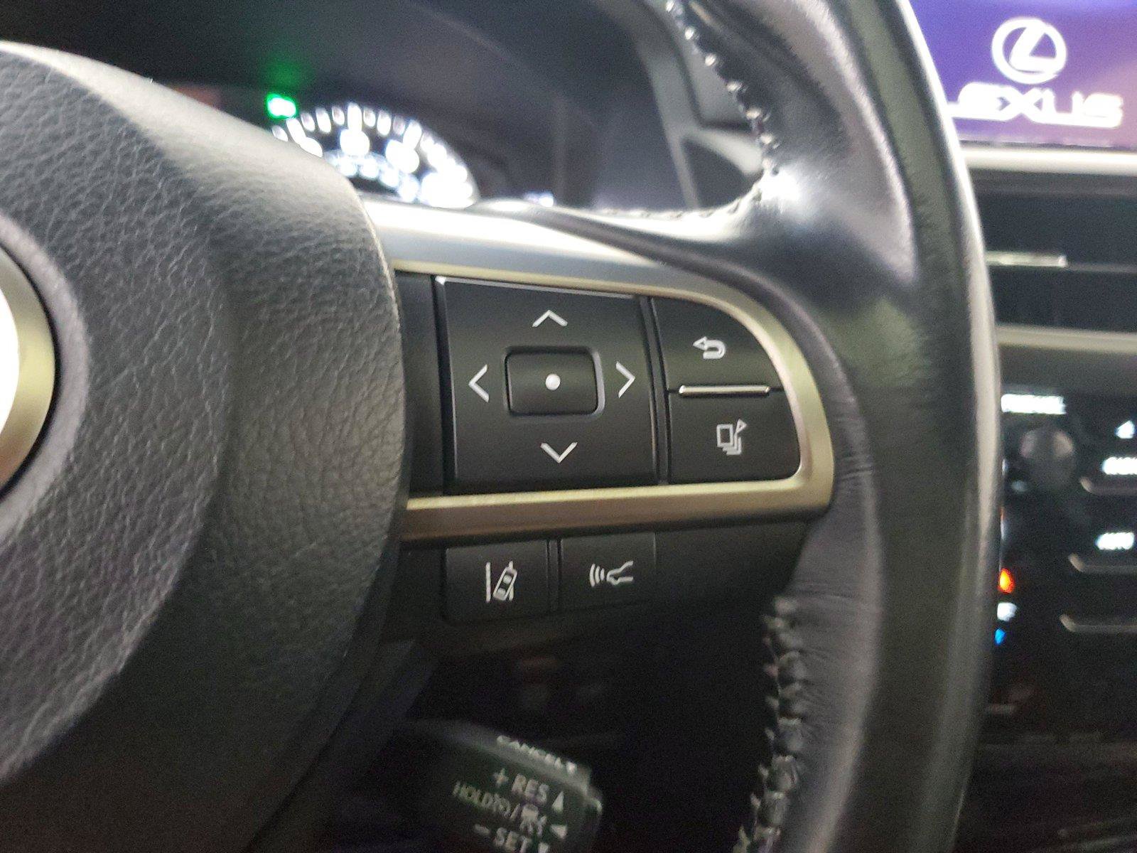 Used 2018 Lexus LX 570 4WD image 26