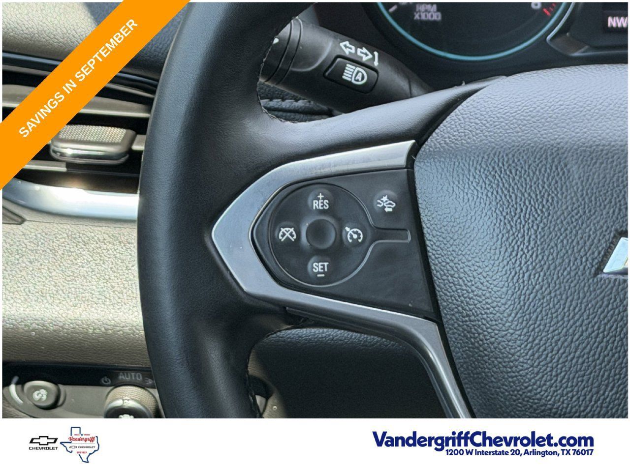 Certified 2023 Chevrolet Traverse LT FWD image 13