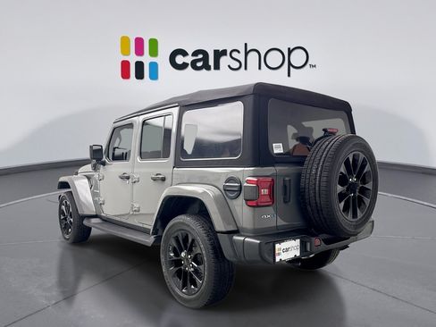 Used 2021 Jeep Wrangler Unlimited Sahara w/ Cold Weather Group AWD/4WD image 3