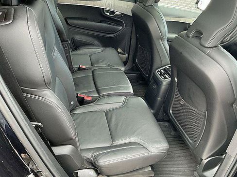 Used 2025 Volvo XC90 T8 Ultra w/ Protection Package Premier AWD/4WD image 21