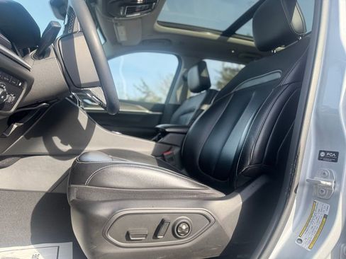 Used 2023 Jeep Grand Cherokee 4WD 4xe image 18