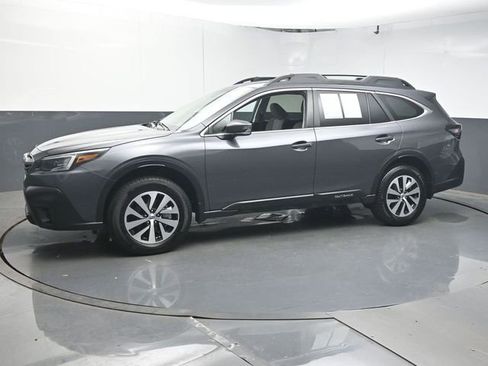 Used 2020 Subaru Outback Premium AWD/4WD image 4