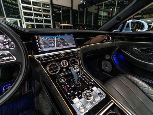 Used 2024 Bentley Continental GT S image 13