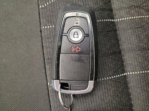 Used 2021 Ford EcoSport SE FWD image 32
