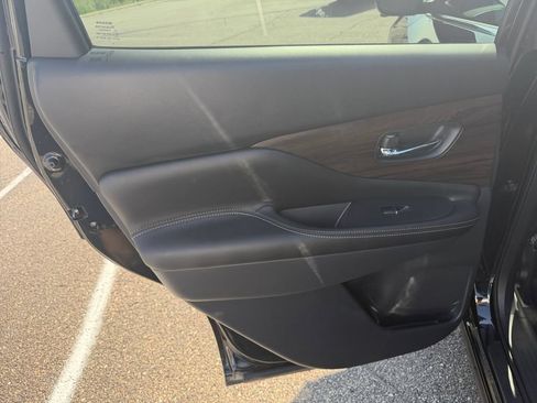 Used 2023 Nissan Murano Platinum AWD/4WD image 27