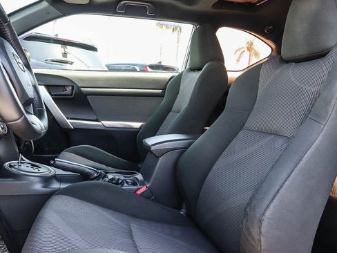 Used 2013 Scion tC FWD image 26