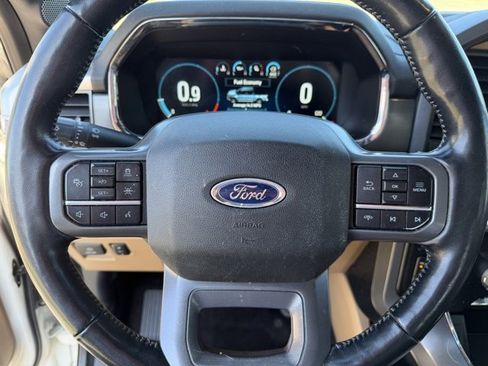 Used 2021 Ford F150 Lariat w/ Equipment Group 502A High image 11