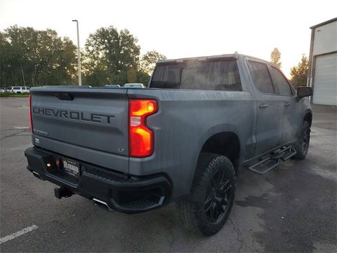 Used 2020 Chevrolet Silverado 1500 LT Trail Boss image 4