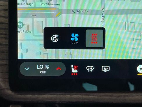 Used 2022 Rivian R1T Adventure image 38