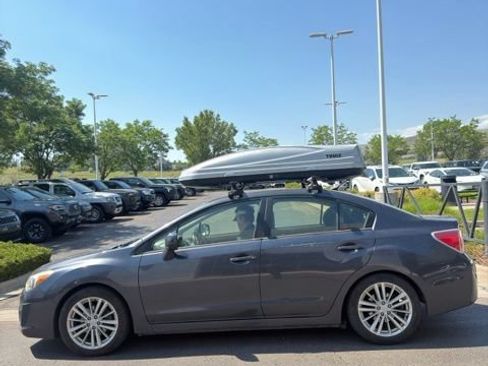 Used 2013 Subaru Impreza 2.0i Premium w/ Alloy Wheel Pkg + Moonroof AWD/4WD image 4