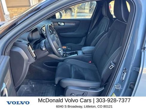 Used 2023 Volvo XC40 Recharge Ultimate w/ Protection Package Premier image 5