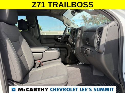 Used 2024 Chevrolet Silverado 1500 Custom Trail Boss w/ LPO, Dark Essentials Package AWD/4WD image 28