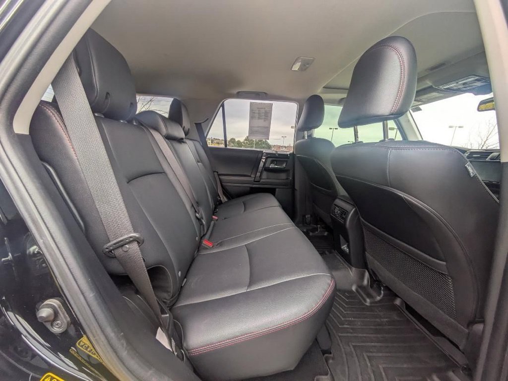 Used 2023 Toyota 4Runner TRD Off-Road Premium w/ Moonroof Package AWD/4WD image 31