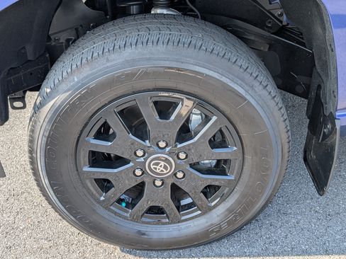 Used 2025 Toyota Tacoma SR5 RWD image 25