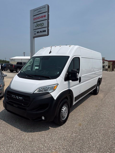 Used 2025 RAM ProMaster 2500 w/ Convenience Group FWD image 2
