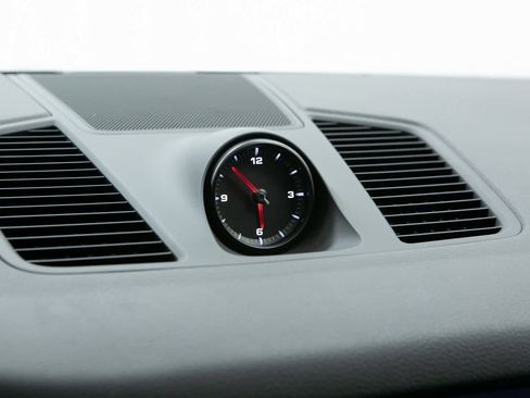 Certified 2023 Porsche Cayenne image 24