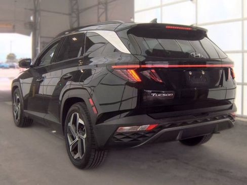 Used 2023 Hyundai Tucson Limited w/ Cargo Package FWD image 3
