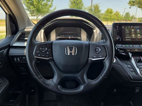 Used 2023 Honda Odyssey EX-L image 23