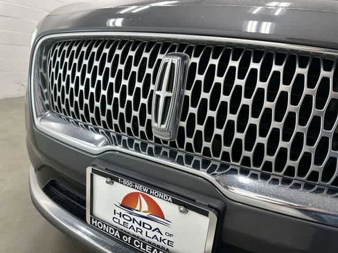 Used 2022 Lincoln Nautilus FWD image 29
