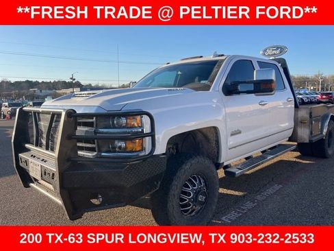 Used 2019 Chevrolet Silverado 3500 High Country w/ Duramax Plus Package image 3