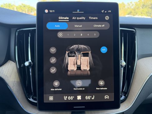 New 2026 Volvo XC60 B5 Plus w/ Protection Package image 23