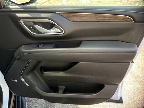 Used 2024 Chevrolet Tahoe Premier image 15