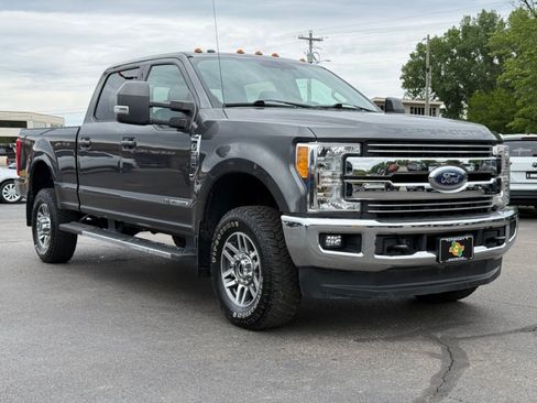 Used 2017 Ford F350 Lariat w/ Camper Package AWD/4WD image 2