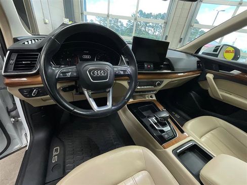Used 2022 Audi Q5 2.0T Premium AWD/4WD image 13