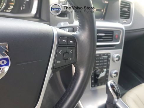 Used 2018 Volvo S60 T5 Inscription FWD image 20