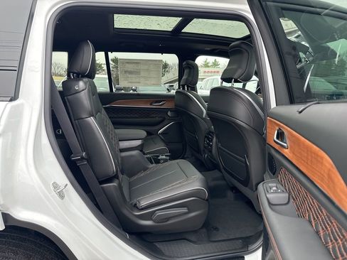 New 2026 Jeep Grand Cherokee L Summit image 32