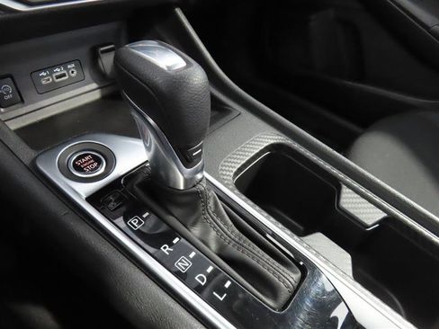 Used 2024 Nissan Sentra SV image 29