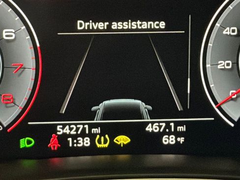 Used 2019 Audi Q8 Prestige w/ Year 1 Package image 13