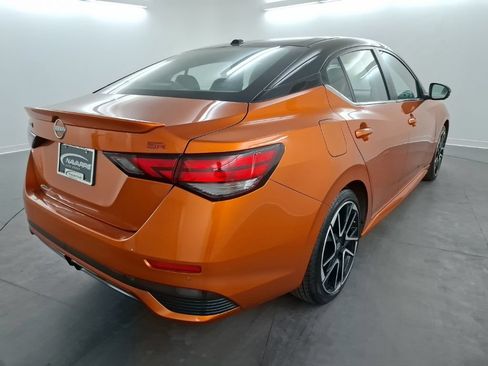 Used 2024 Nissan Sentra SR w/ SR Premium Package FWD image 7