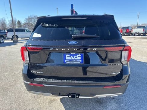 New 2026 Ford Explorer Active image 6