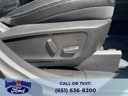 Used 2023 Ford Escape Platinum w/ Premium Technology Package AWD/4WD image 36
