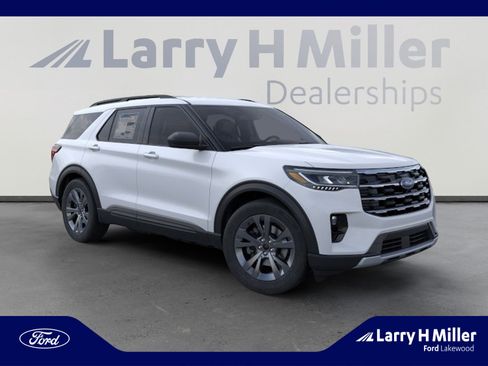 New 2026 Ford Explorer Active AWD/4WD image 7