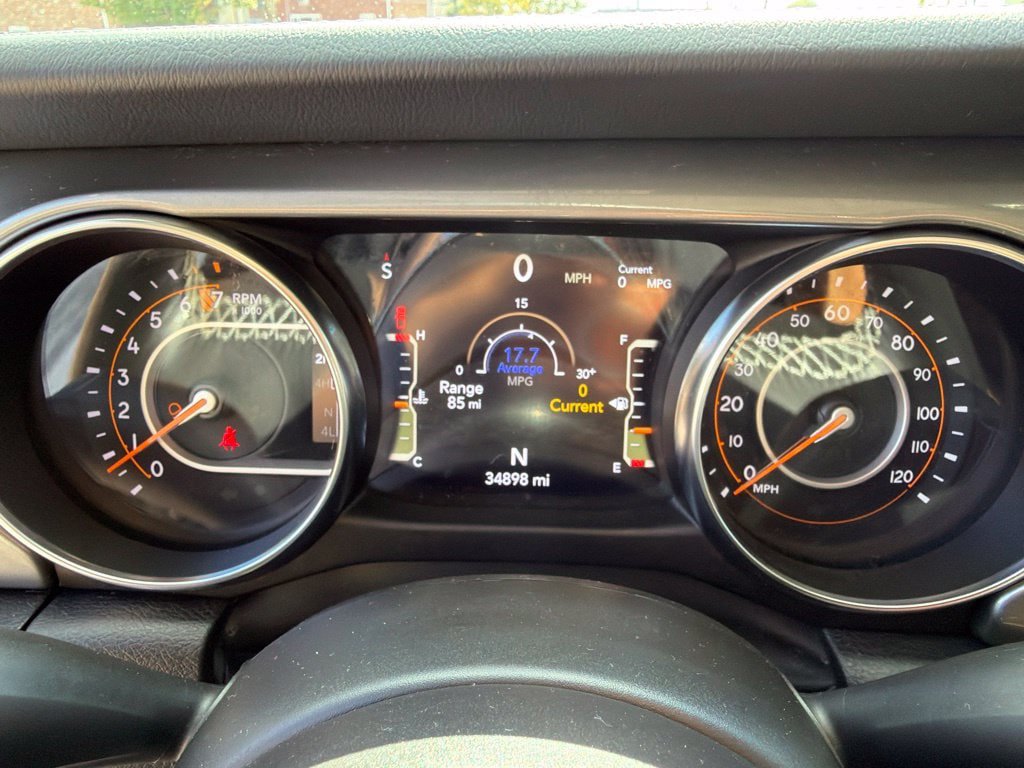 Used 2022 Jeep Gladiator Overland w/ Cold Weather Group AWD/4WD image 19