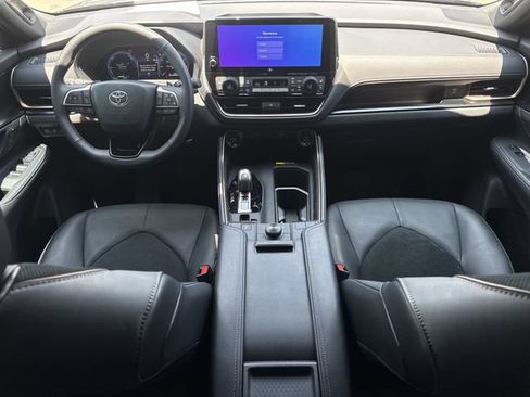 Used 2026 Toyota Grand Highlander AWD Hybrid image 12