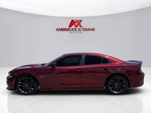Used 2022 Dodge Charger Scat Pack RWD image 2