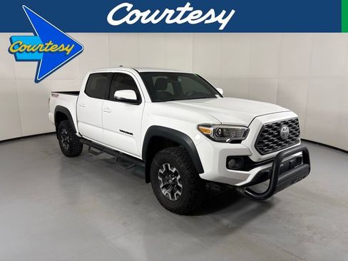 Used 2020 Toyota Tacoma TRD Off-Road w/ Technology Package image 1