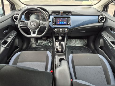 Used 2025 Nissan Versa SV w/ Trunk Package FWD image 29