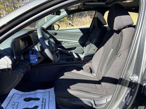 New 2026 Hyundai Elantra SEL Sport image 13