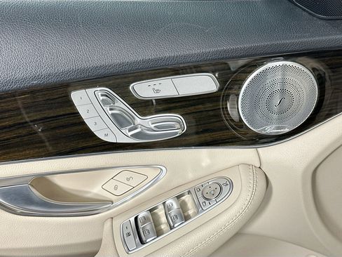 Used 2020 Mercedes-Benz C 300 Sedan image 16