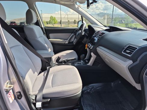 Used 2017 Subaru Forester 2.5i Premium AWD/4WD image 30