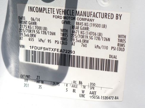 Used 2015 Ford F550 4x4 Regular Cab Super Duty image 54
