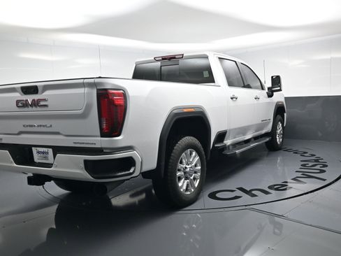 Certified 2021 GMC Sierra 2500 Denali image 9